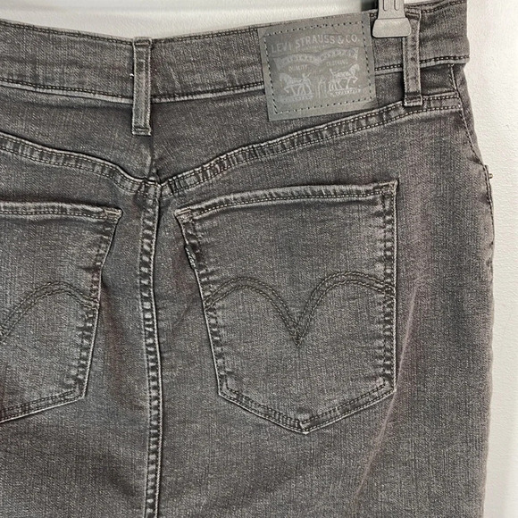 LEVIS Black Wash Denim Mini Jean Skirt Black Tab Stretch Western Baddie Size 31 - Picture 4 of 9
